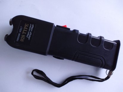 黑鹰928型高压防身电击器